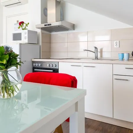 Sandra Solitudo Iii ドゥブロブニク