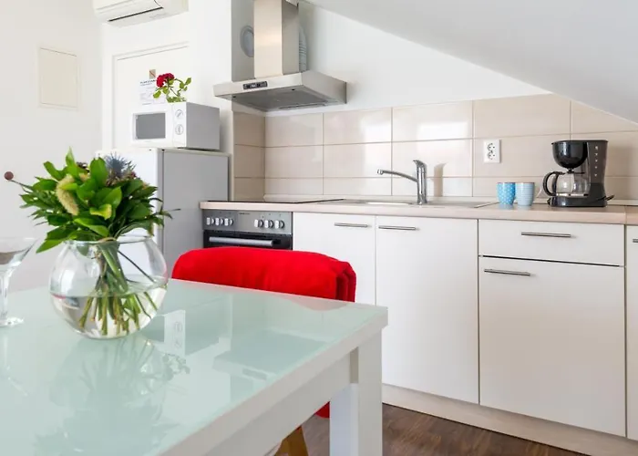 Apartments Sandra Solitudo III Дубровник