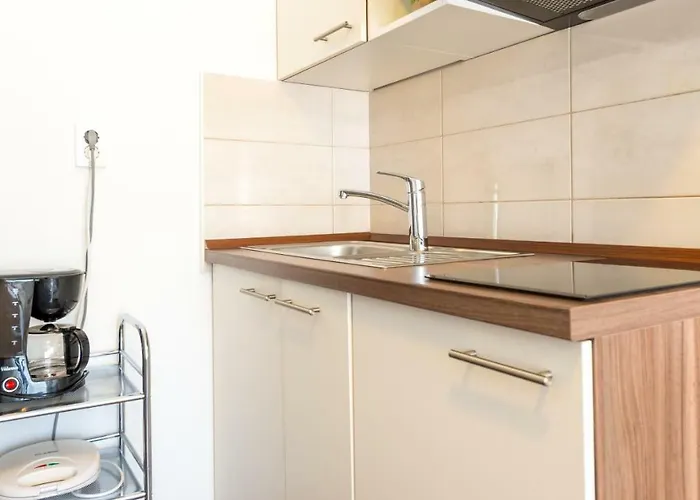 Apartments Sandra Solitudo III * Дубровник