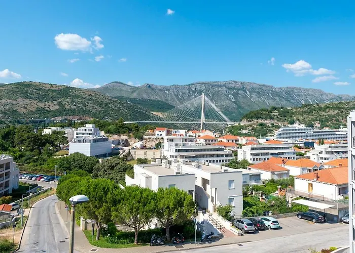 Apartments Sandra Solitudo III Дубровник