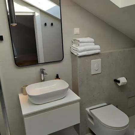 Apartment Sandra Solitudo Iii